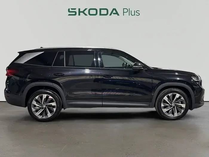 Usado Skoda Kodiaq Selection 150 CV (110 kW) 2025 Negro SUV