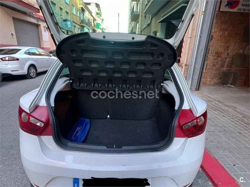 Usado Seat Ibiza SC Style 85 CV (62 kW) 2010 Blanco Utilitario