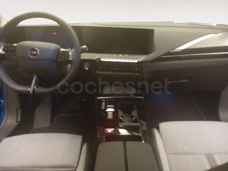 Usado Opel Astra 180 CV (132 kW) 2025 Azul Berlina