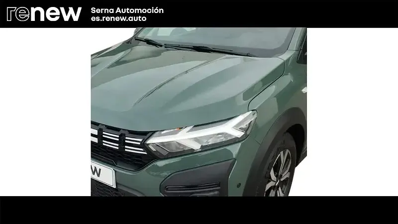 Usado Dacia Jogger Expression 110 CV (80 kW) 2024 Verde Monovolumen