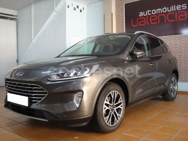 Gris / plata Usado 2020 Ford Kuga Titanium SUV | 15.500 € - Imagen 1/4