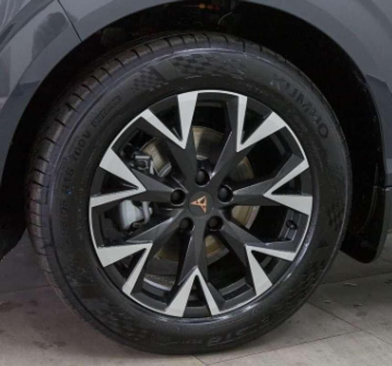 Usado Cupra Terramar 150 CV (110 kW) 2025 Gris SUV