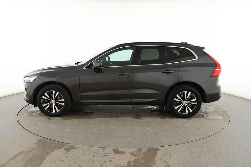 Usado Volvo XC60 Momentum 197 CV (144 kW) 2021 Gris SUV