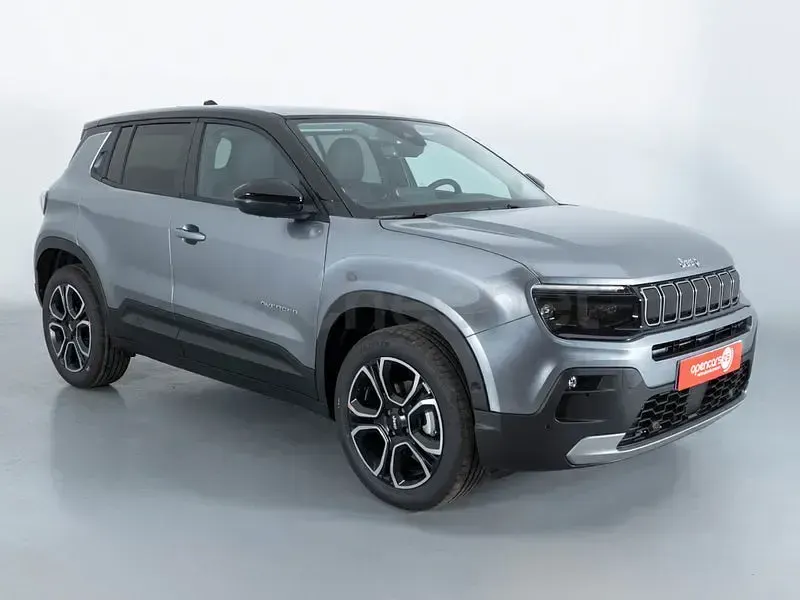Nuevo Jeep Avenger Altitude 100 CV (73 kW) 2026 Gris / plata SUV