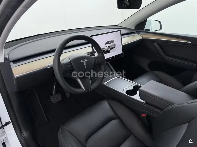 Usado Tesla Model Y RWD 219 kW (299 CV) 2023 Eléctrico SUV