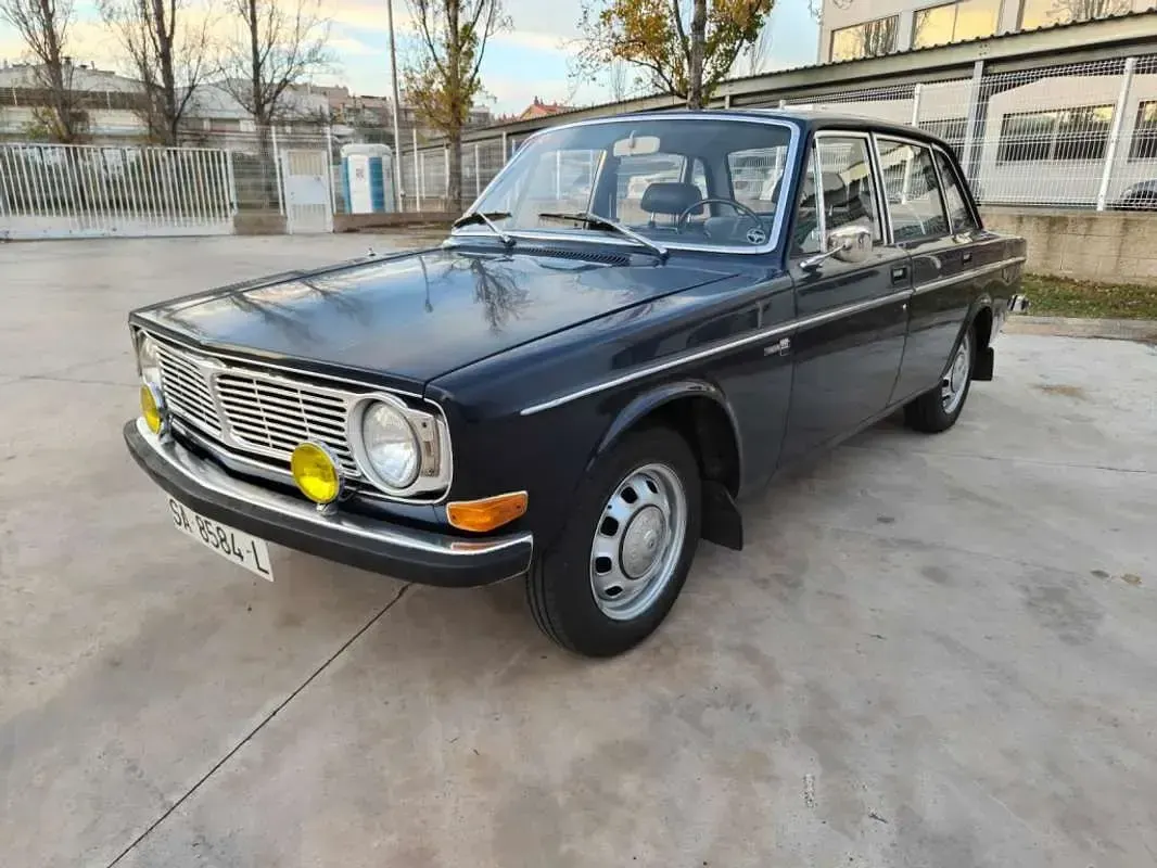 Usado Volvo 144 122 CV (89 kW) 1972 Azul Berlina