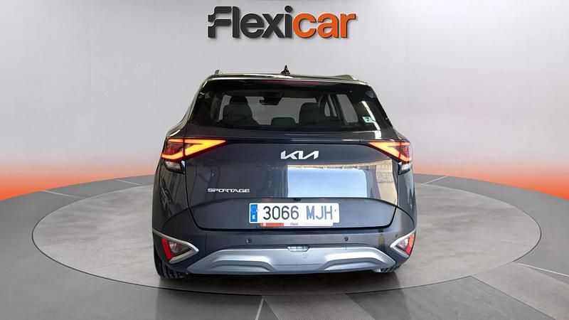Usado Kia Sportage 150 CV (110 kW) 2023 Gris SUV