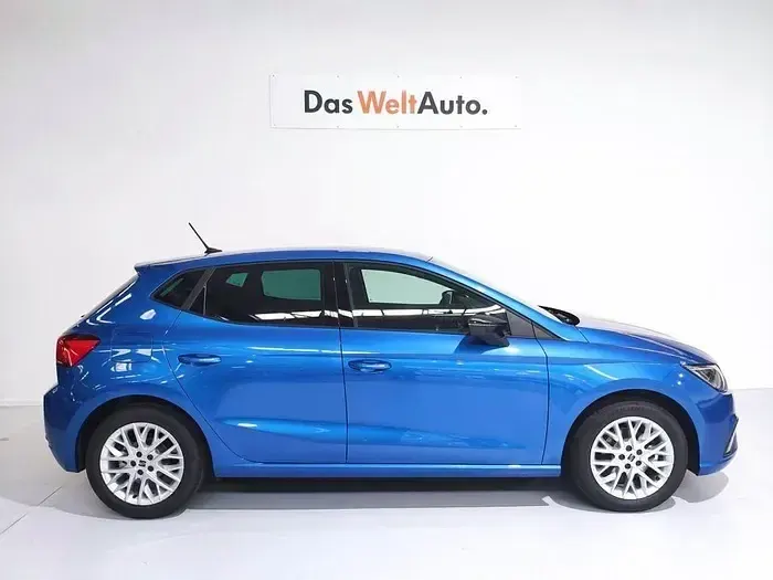 Nuevo Seat Ibiza FR 115 CV (84 kW) 2025 Azul Utilitario