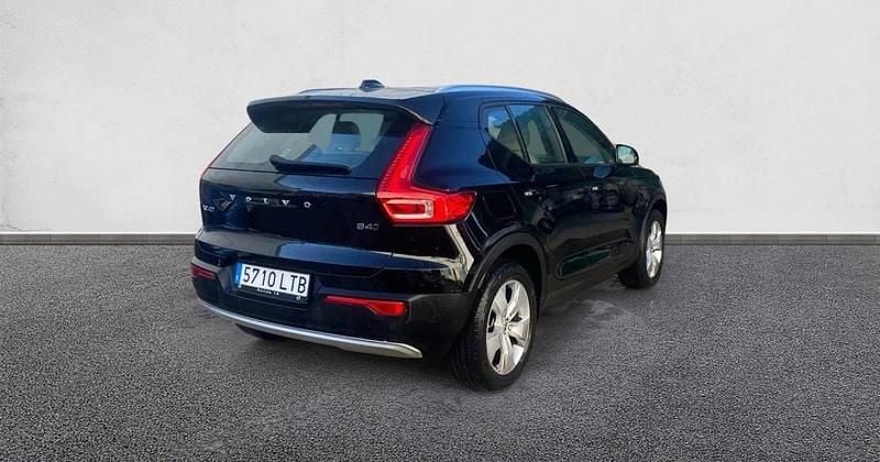 Usado Volvo XC40 Momentum 197 CV (144 kW) 2021 SUV
