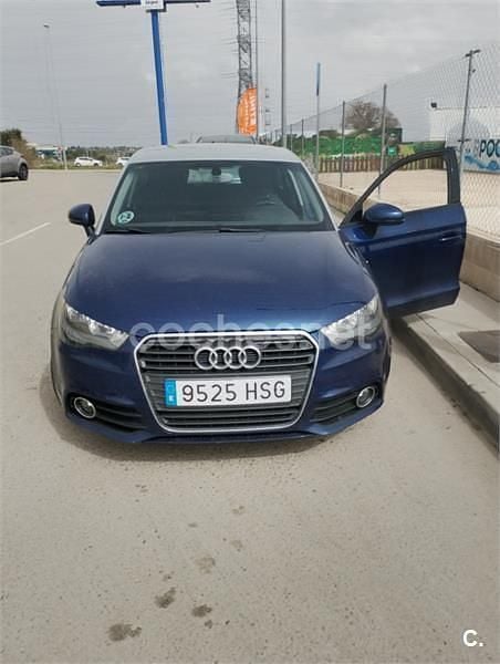 Usado Audi A1 Sportback 90 CV (66 kW) 2013 Azul Utilitario