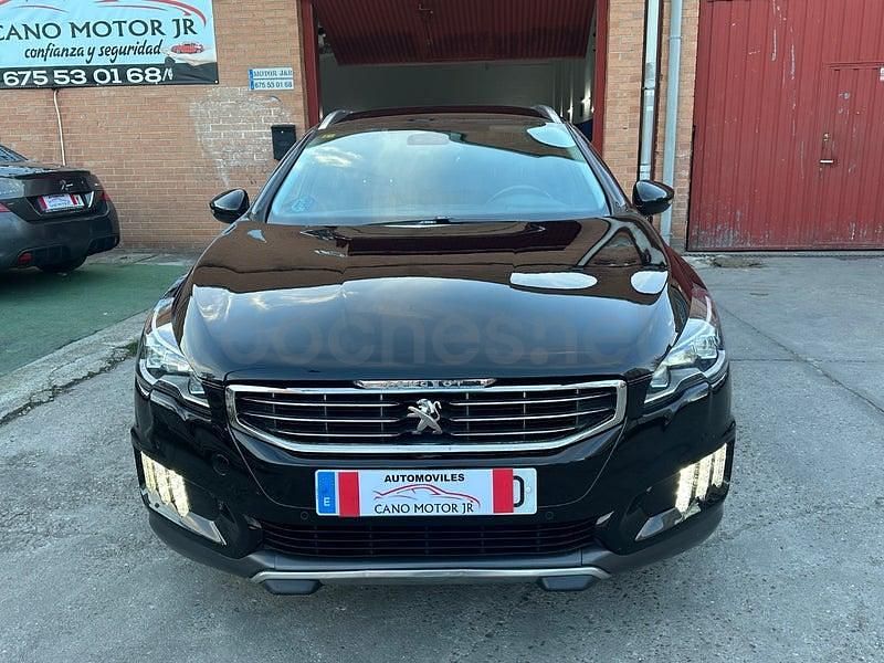 Usado Peugeot 508 RXH 200 CV (147 kW) 2017 Negro Familiar
