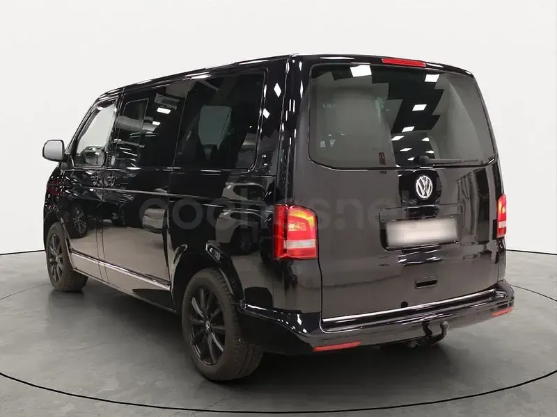 Usado VW Multivan Highline 180 CV (132 kW) 2014 Negro Monovolumen