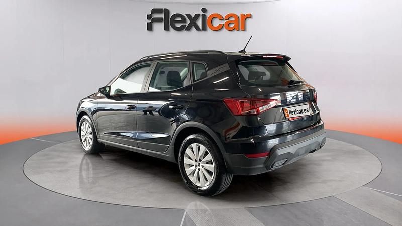 Usado Seat Arona Reference 116 HP (85 kW) 2022 Preto SUV