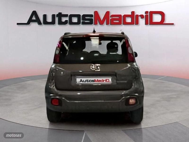 Usado Fiat Panda Red 70 CV (51 kW) 2022 Gris Utilitario