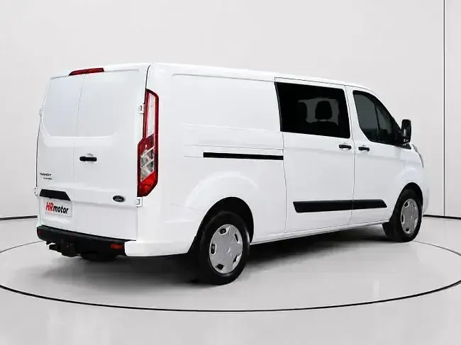Usado Ford Transit Custom Trend 130 CV (95 kW) 2022 Blanco Berlina