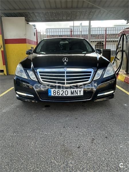 Negro Usado 2009 Mercedes E350 Avantgarde Berlina | 12.000 € (Precio justo) - Imagen 1/3