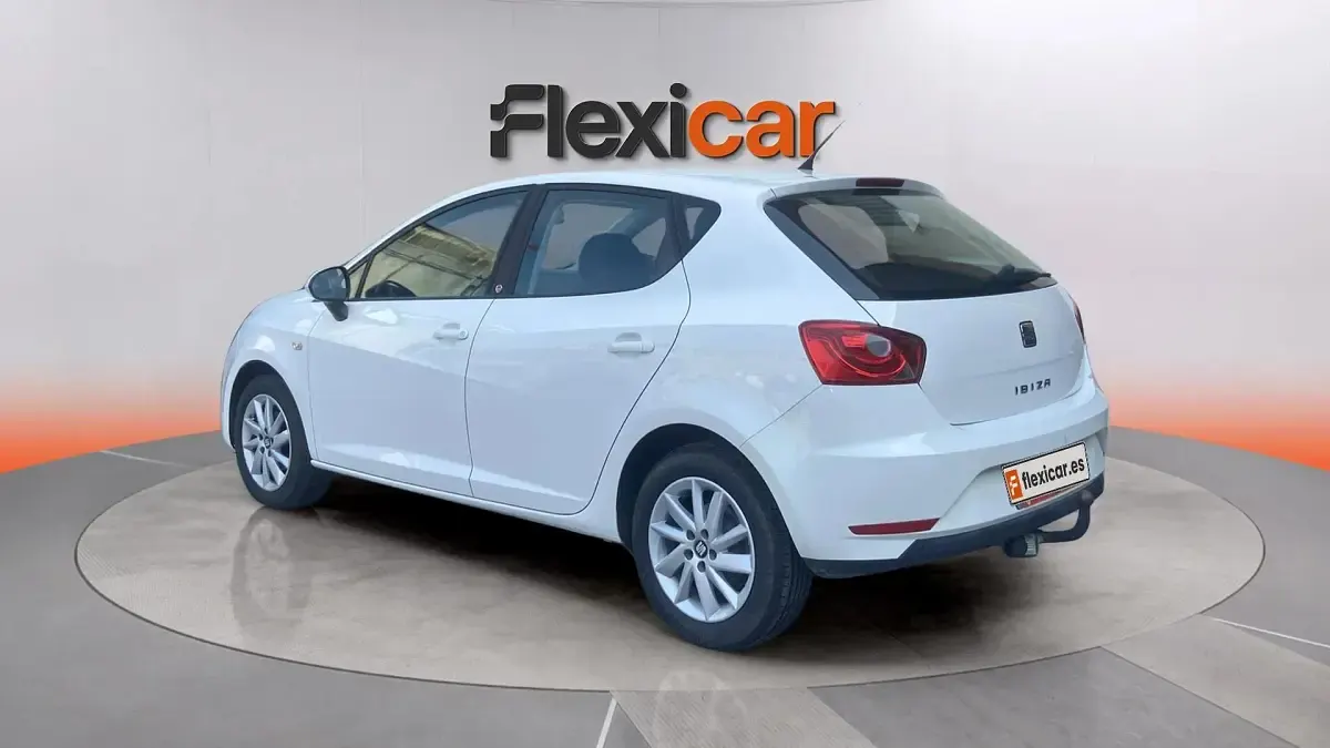 Begagnad Seat Ibiza Reference 90 HK (66 kW) 2017 Vit Sedan