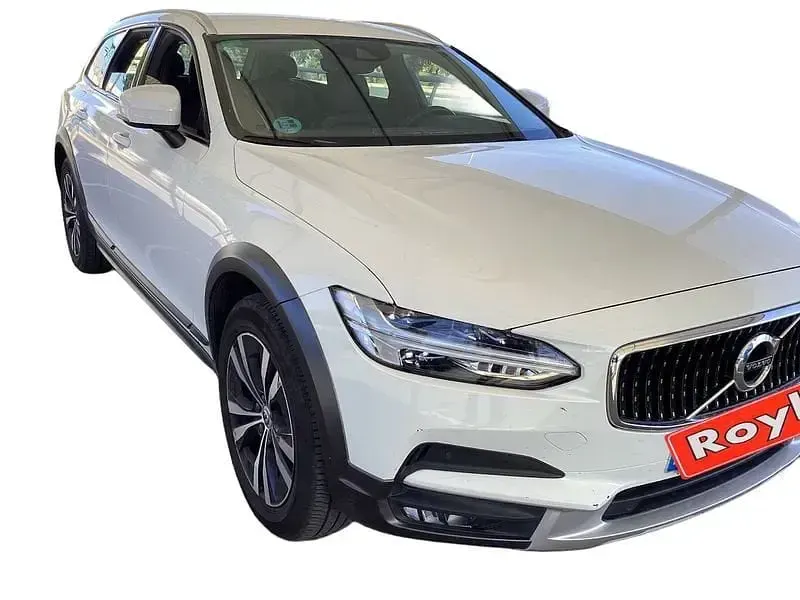 Usado Volvo V90 CC 190 CV (139 kW) 2019 Blanco Familiar