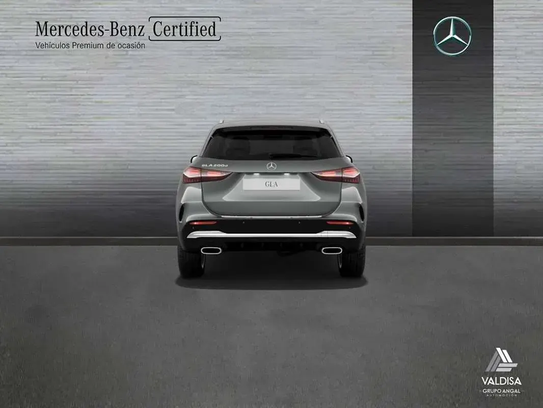 Usado Mercedes GLA200 150 CV (110 kW) 2025 SUV