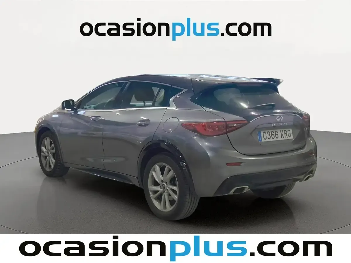 Usado Infiniti Q30 Premium 156 CV (114 kW) 2018 Gris SUV