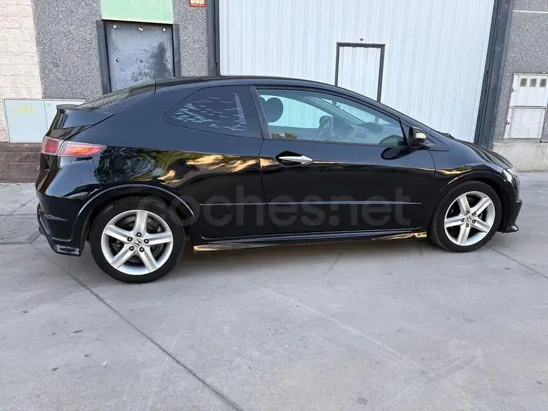 Usado Honda Civic Type S 140 CV (102 kW) 2008 Negro Berlina