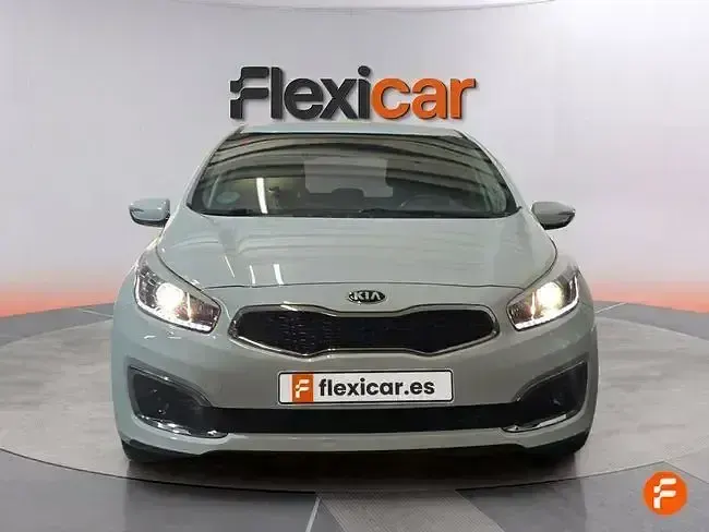 Usado Kia Ceed GT GT-Line 120 CV (88 kW) 2017 Blanco Utilitario