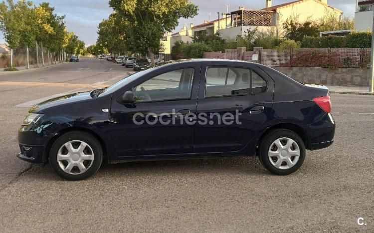 Usado Dacia Logan Ambiance 75 CV (55 kW) 2017 Azul Berlina