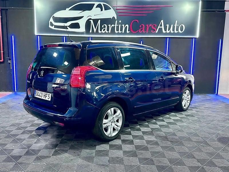 Usado Peugeot 5008 Allure 156 CV (114 kW) 2011 Azul Monovolumen