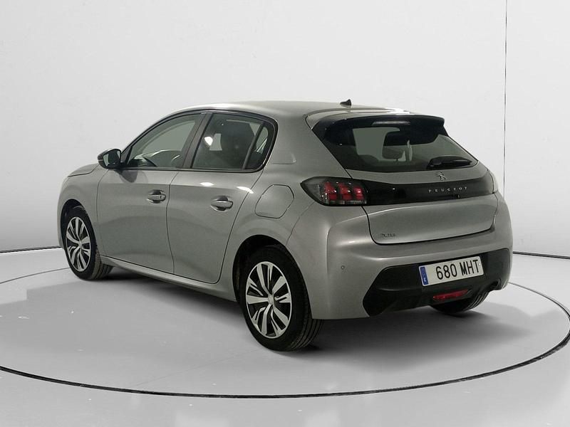 Usado Peugeot 208 Active 102 CV (75 kW) 2023 Gris Utilitario