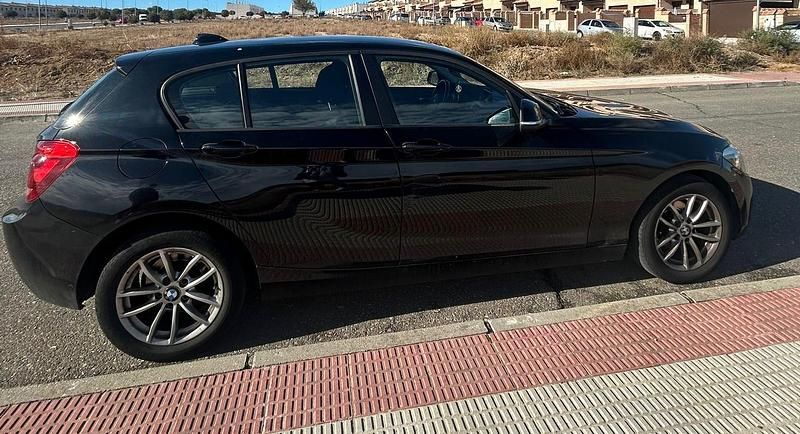 Usado BMW 116 116 CV (85 kW) 2014 Negro Utilitario