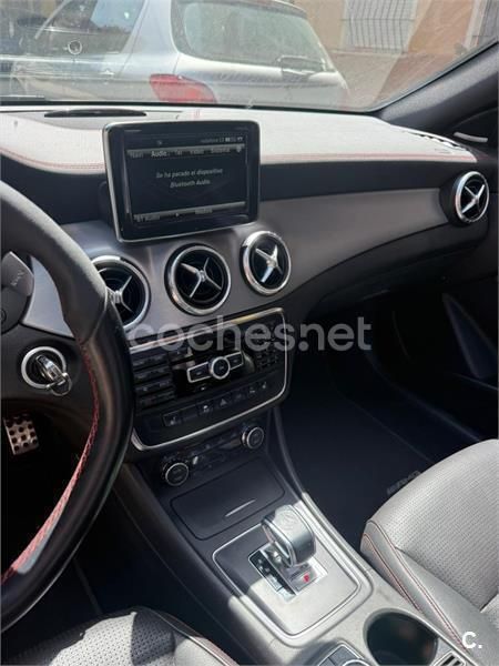 Usado Mercedes CLA45 AMG OrangeArt Edition 381 CV (280 kW) 2014 Blanco Berlina