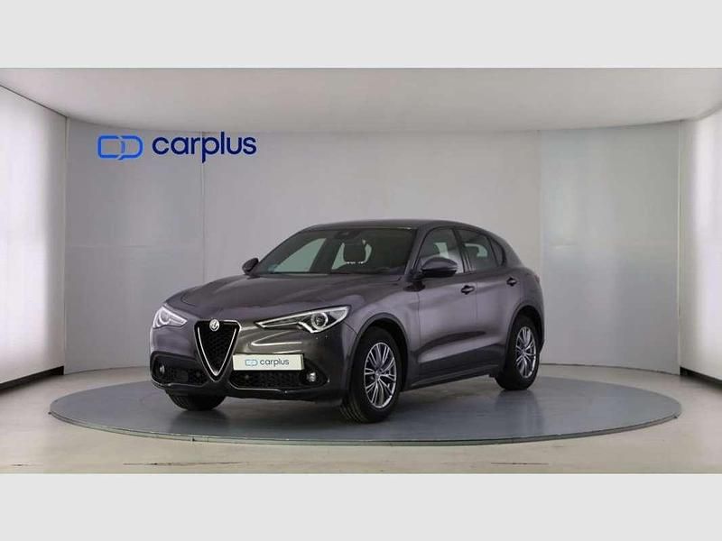 Usado Alfa Romeo Stelvio Super 160 CV (117 kW) 2022 Gris SUV