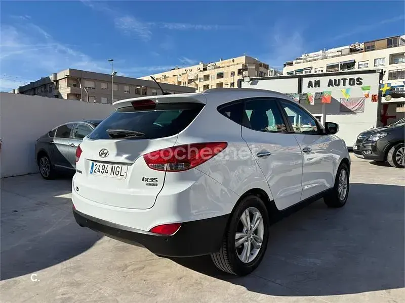 Usado Hyundai ix35 Comfort 136 CV (100 kW) 2011 Blanco SUV
