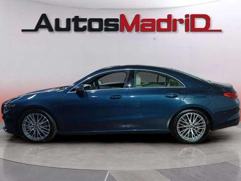 Usado Mercedes CLA220 190 CV (139 kW) 2021 Azul Berlina
