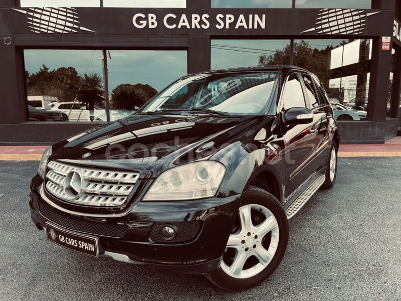 Negro Usado 2007 Mercedes ML280 SUV | 12.999 € (Un poco caro) - Imagen 1/4