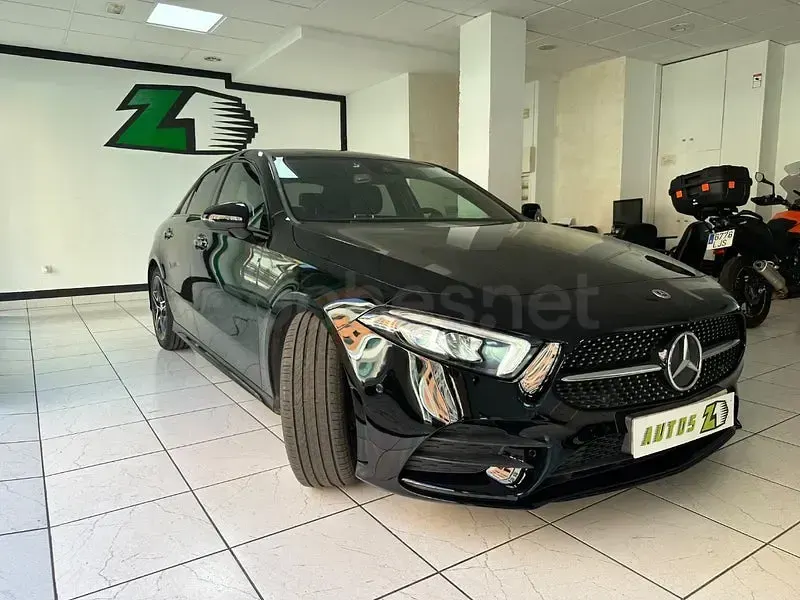 Usado Mercedes A200 150 CV (110 kW) 2022 Negro Berlina