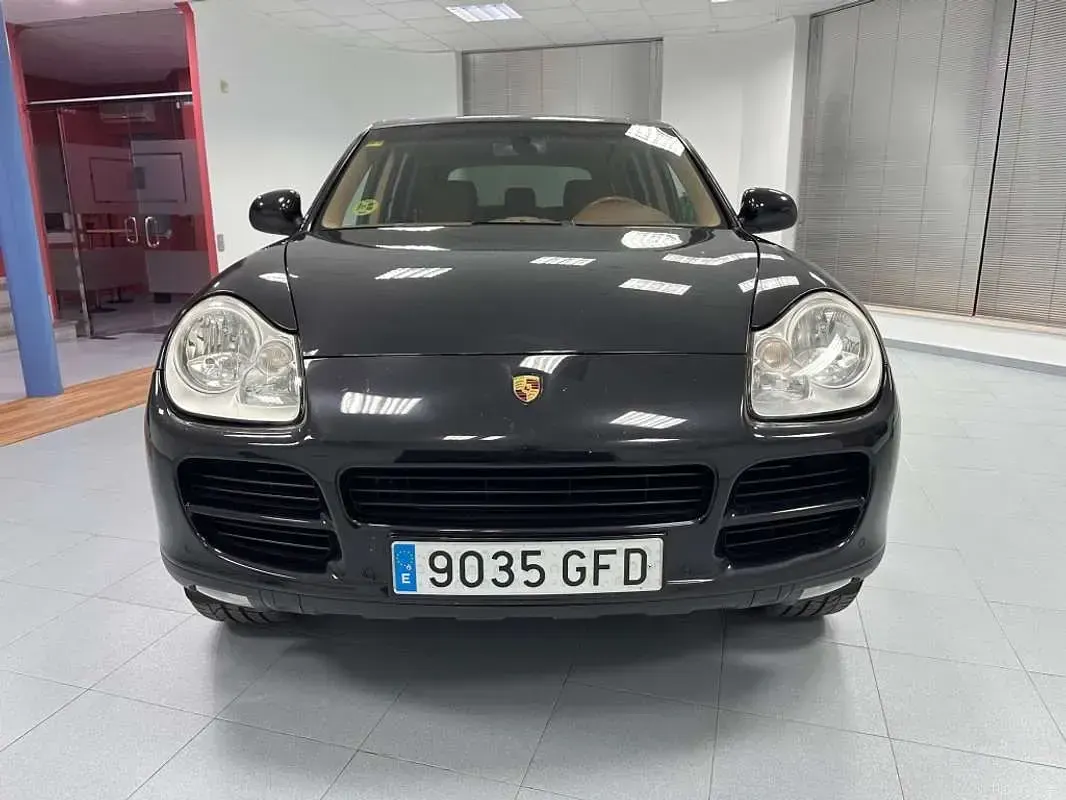 Usado Porsche Cayenne 340 CV (250 kW) 2003 Negro SUV