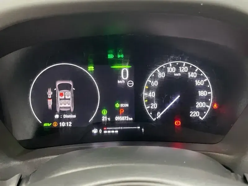 Usado Honda HR-V Elegance 131 CV (96 kW) 2022 Gris SUV