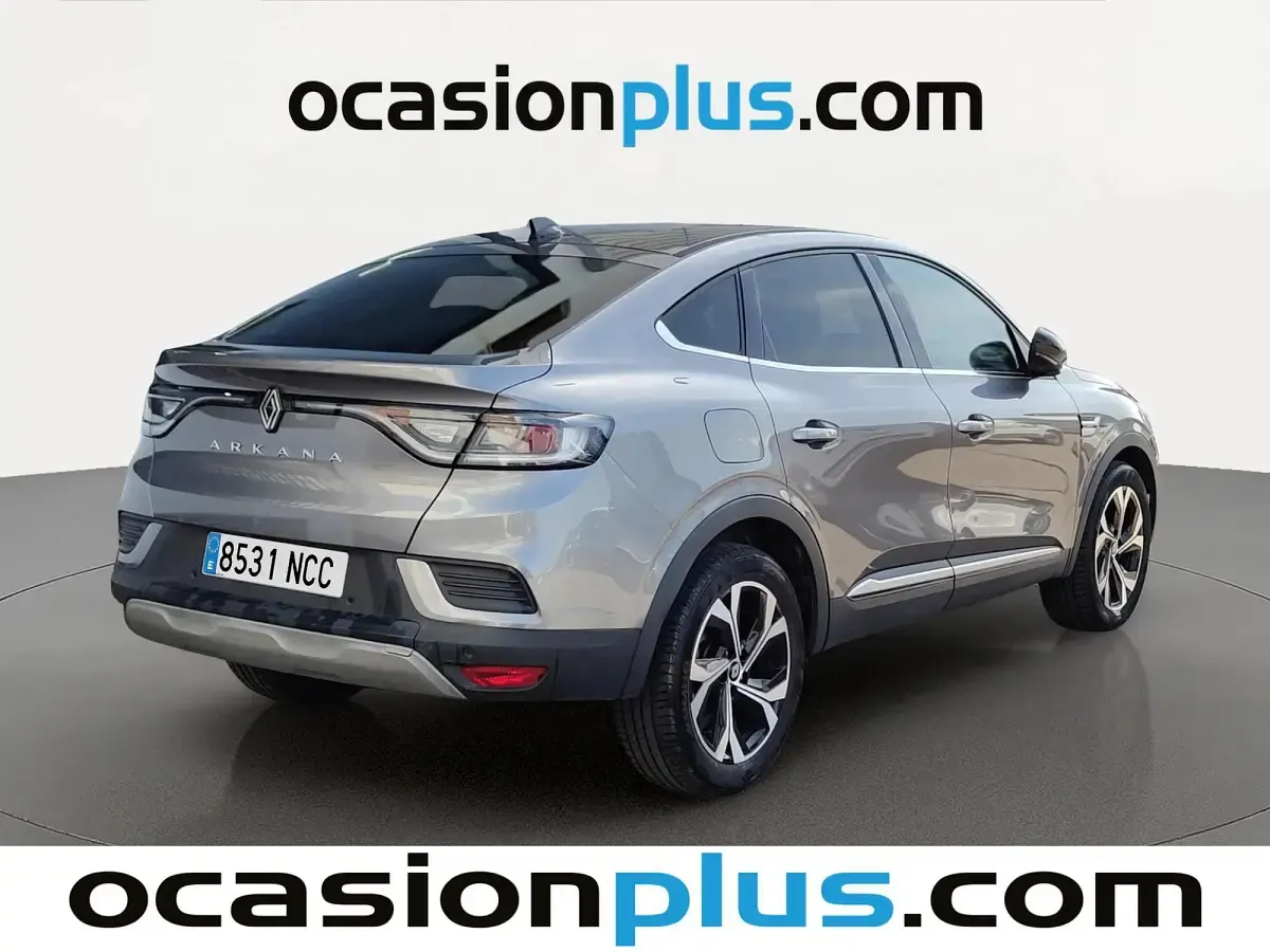 Usado Renault Arkana Techno 140 CV (102 kW) 2025 Gris SUV