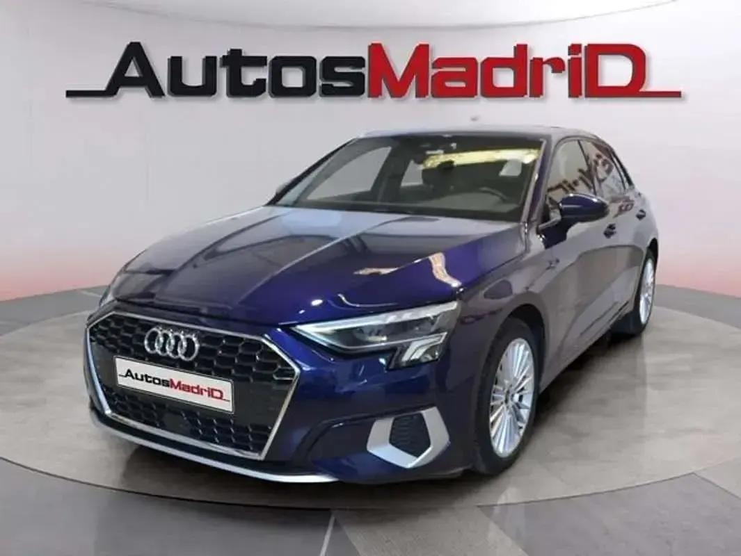 Usado Audi A3 Advanced Plus 110 CV (80 kW) 2022 Azul Berlina