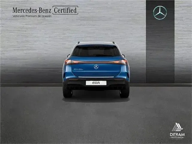 Usado Mercedes EQA250 139 kW (190 CV) 2025 Azul espectral SUV