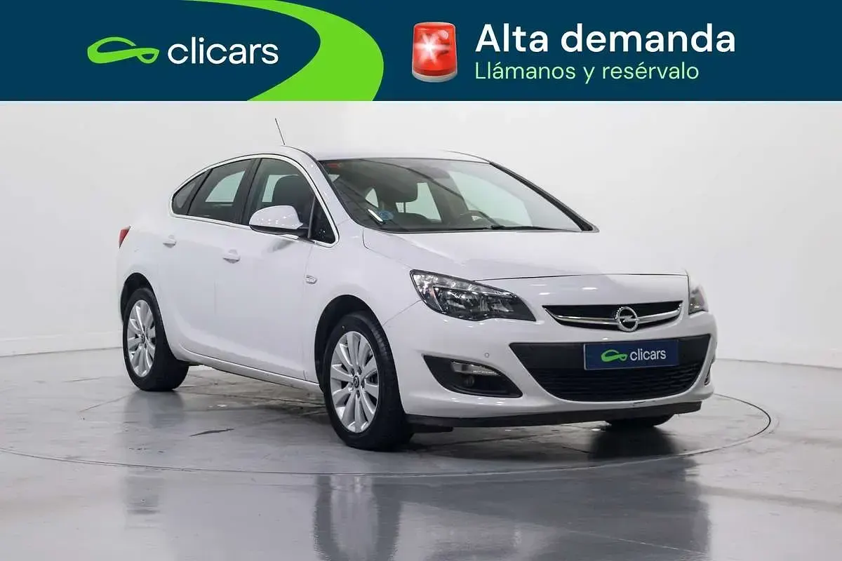Usado Opel Astra Elegance 110 CV (80 kW) 2017 Blanco Berlina