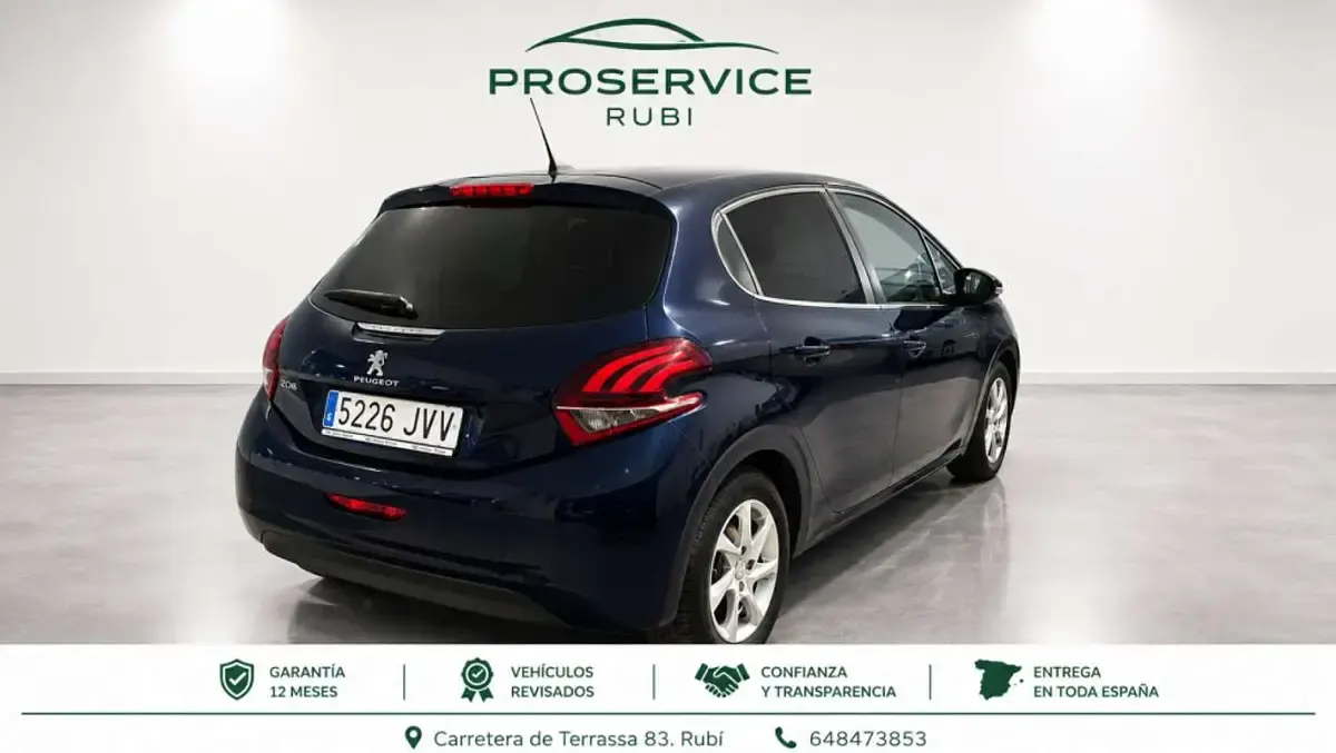 Usado Peugeot 208 Active 75 CV (55 kW) 2016 Azul Utilitario