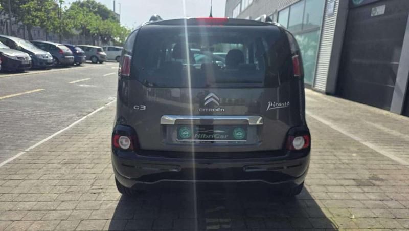 Usado Citroën C3 Picasso 95 CV (69 kW) 2013 Gris Monovolumen