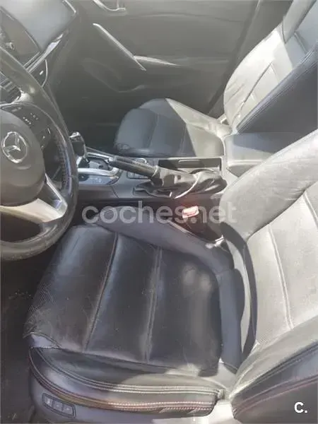 Usado Mazda 6 Luxury 175 CV (128 kW) 2014 Azul Berlina