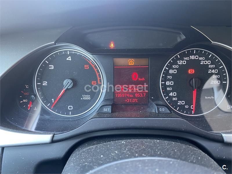 Usado Audi A4 143 CV (105 kW) 2009 Negro Berlina