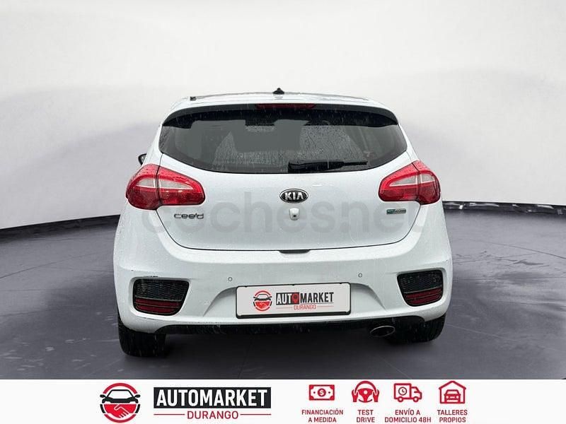 Usado Kia Ceed GT 136 CV (100 kW) 2016 Blanco Berlina