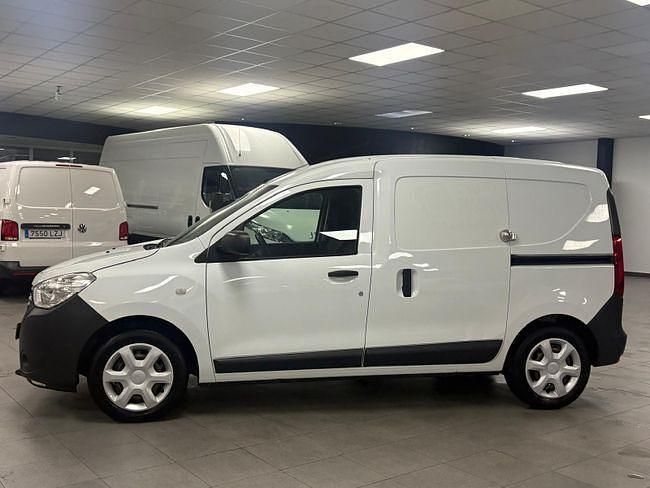 Usado Dacia Dokker Essentiel 90 CV (66 kW) 2020 Blanco Monovolumen