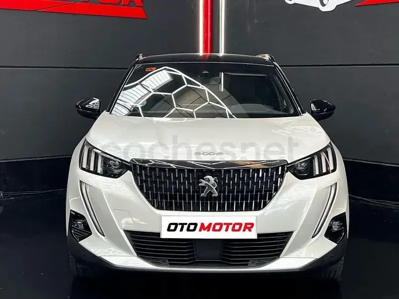 Usado Peugeot 2008 GT 130 CV (95 kW) 2021 Blanco SUV