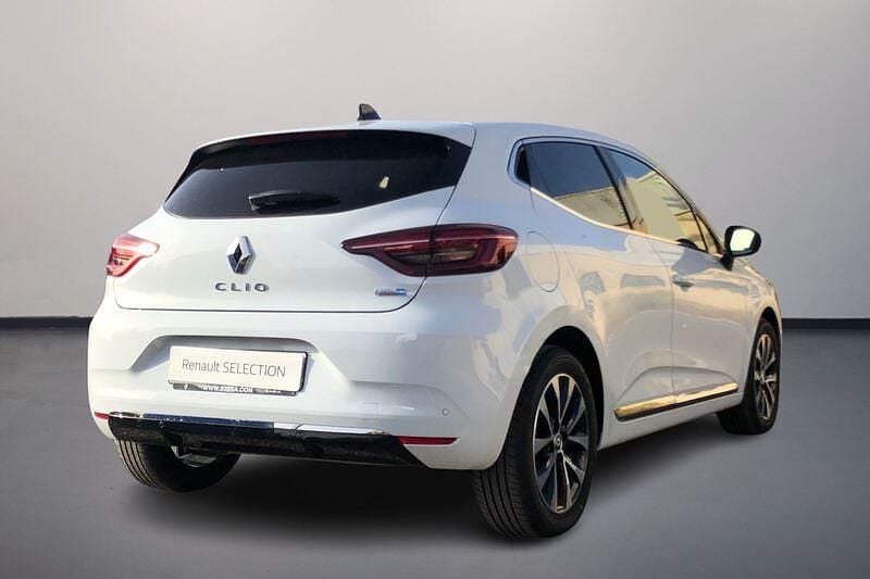 Käytetty Renault Clio V Techno 140 HP (102 kW) 2022 Valkoinen Sedan